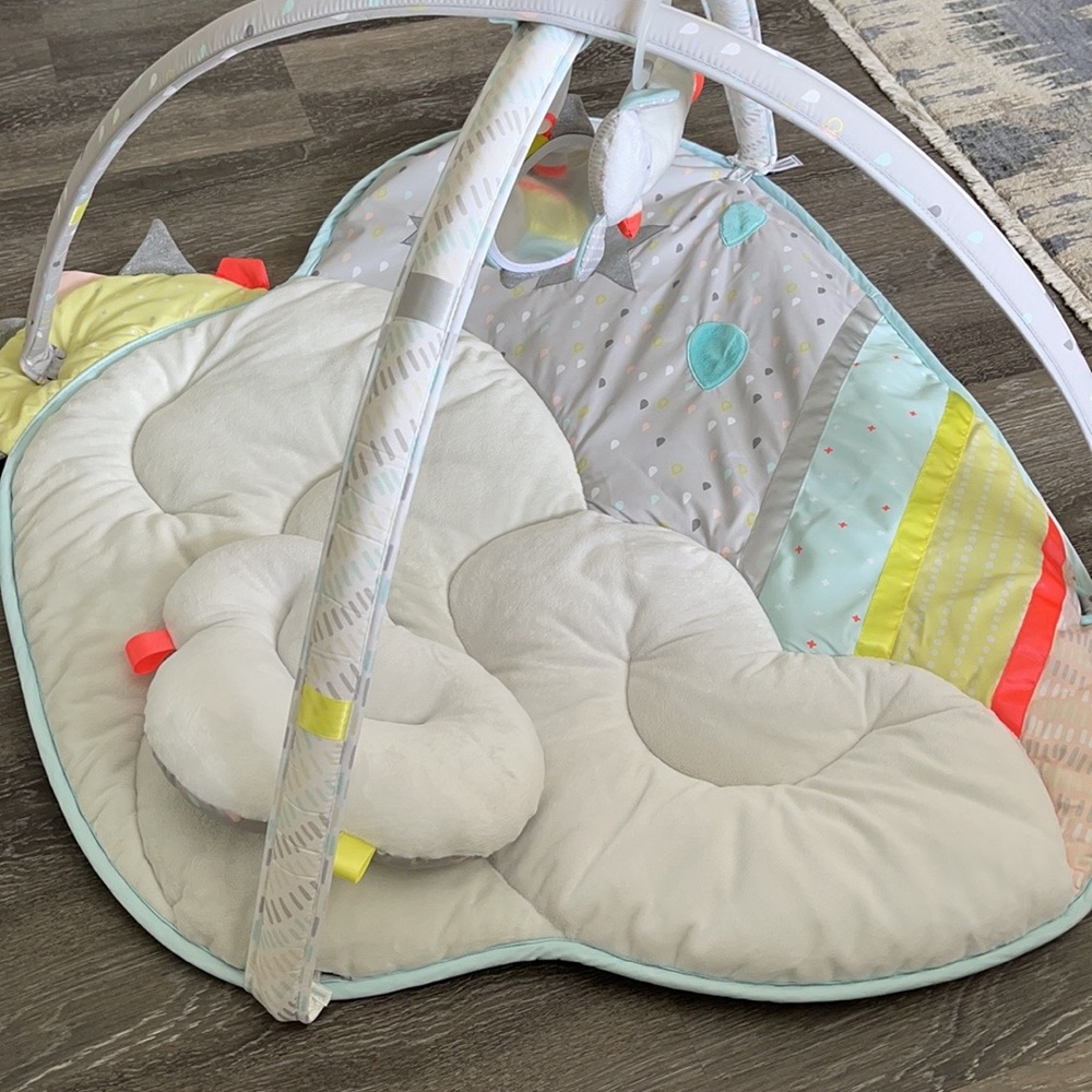 Gym for baby’s !!! Almost new !!